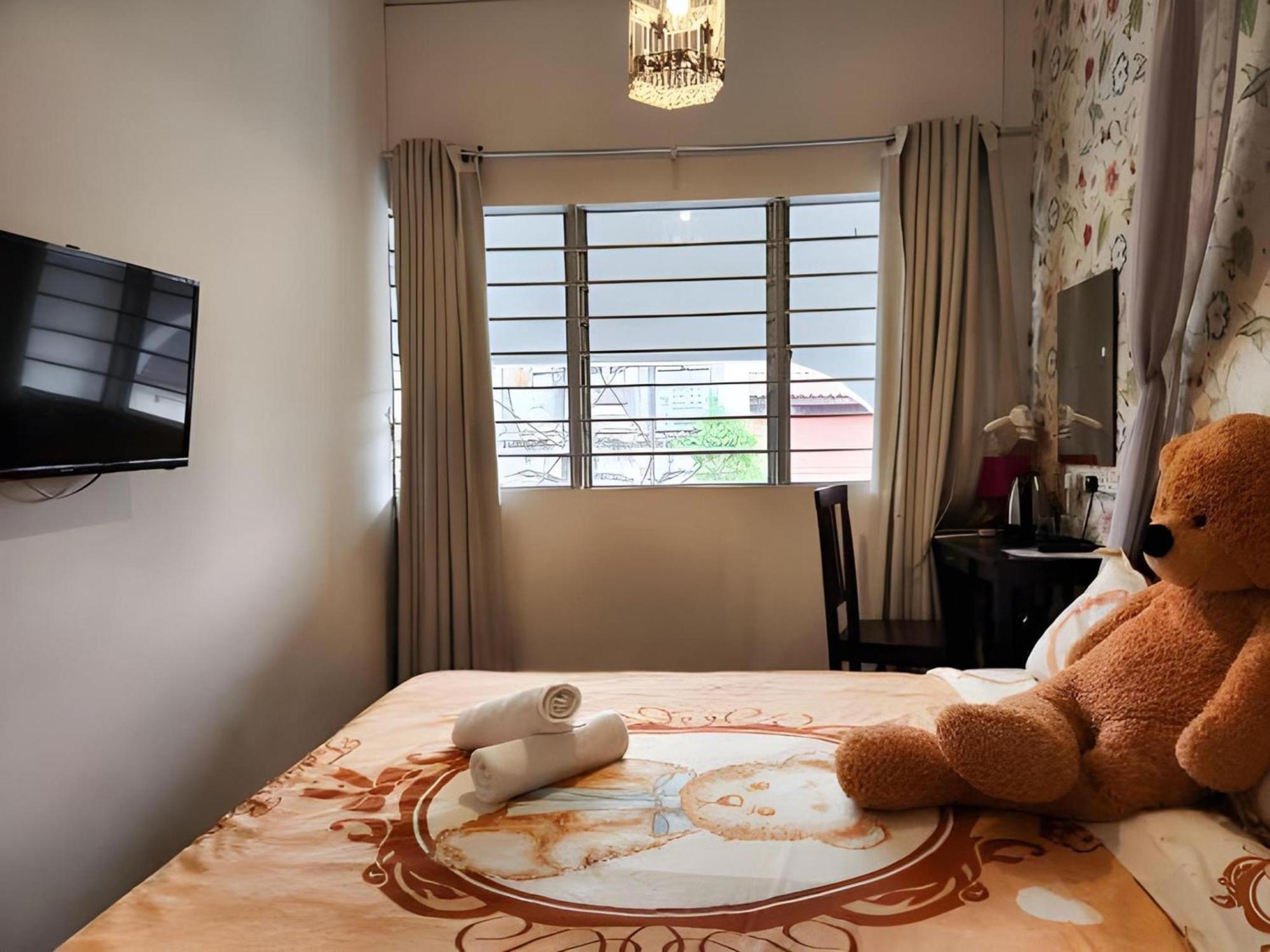 Oyo 91068 Elephant House Boutique Hotel George Town Exterior foto